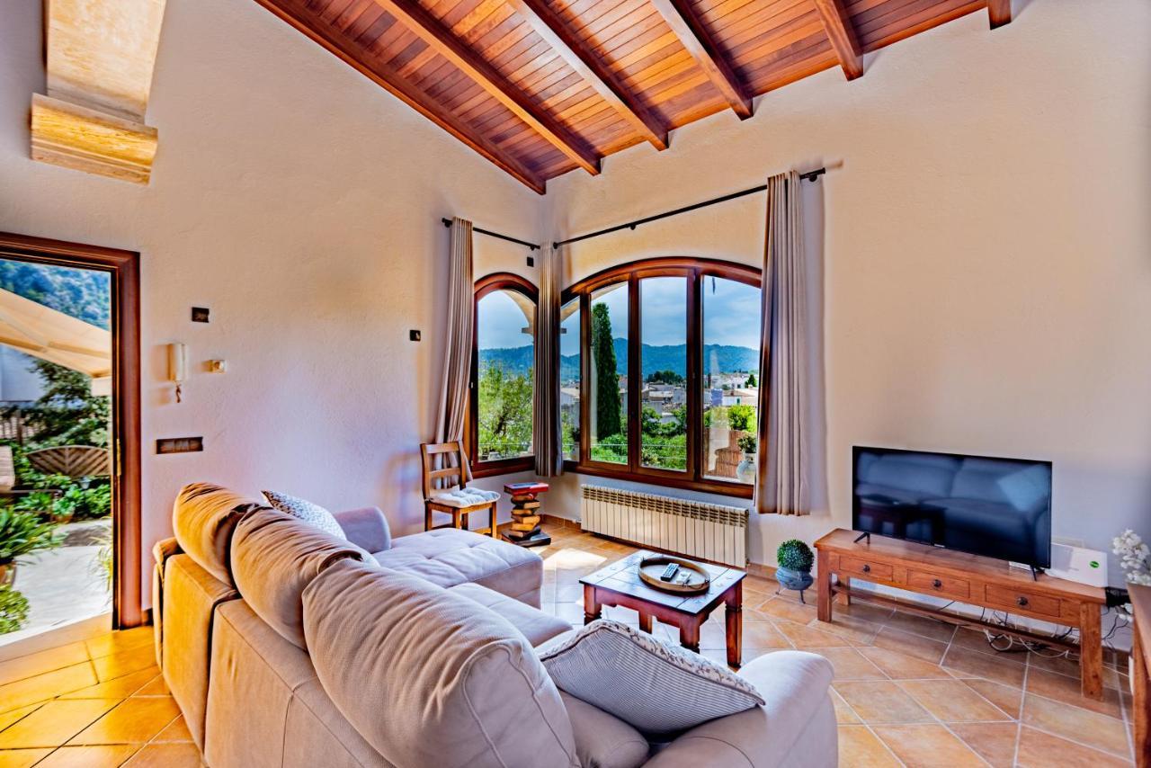 Villa In Center Of Pollensa With Pool And Jacuzzi Bagian luar foto